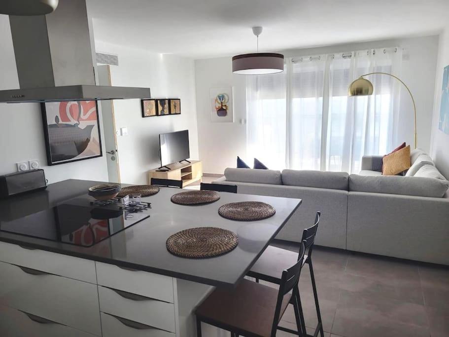 L'Appartement De L'Artiste Marseillan  Esterno foto