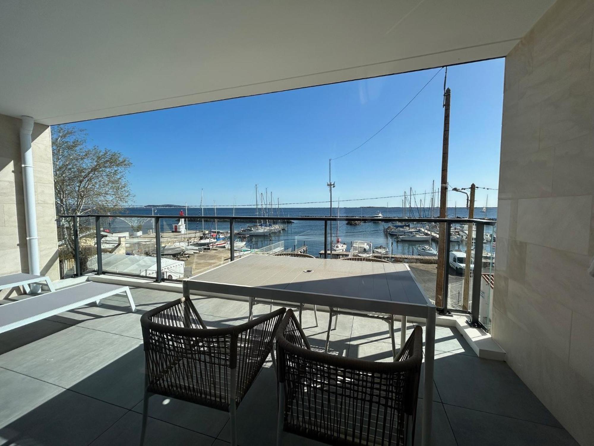 L'Appartement De L'Artiste Marseillan  Esterno foto